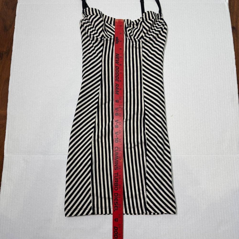 Sold - Picture 4 of 7